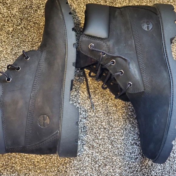 Men's Boots - Picture 3 of 6